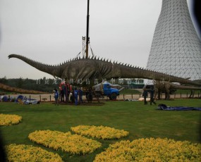 沈陽植物園恐龍展覽現場安裝